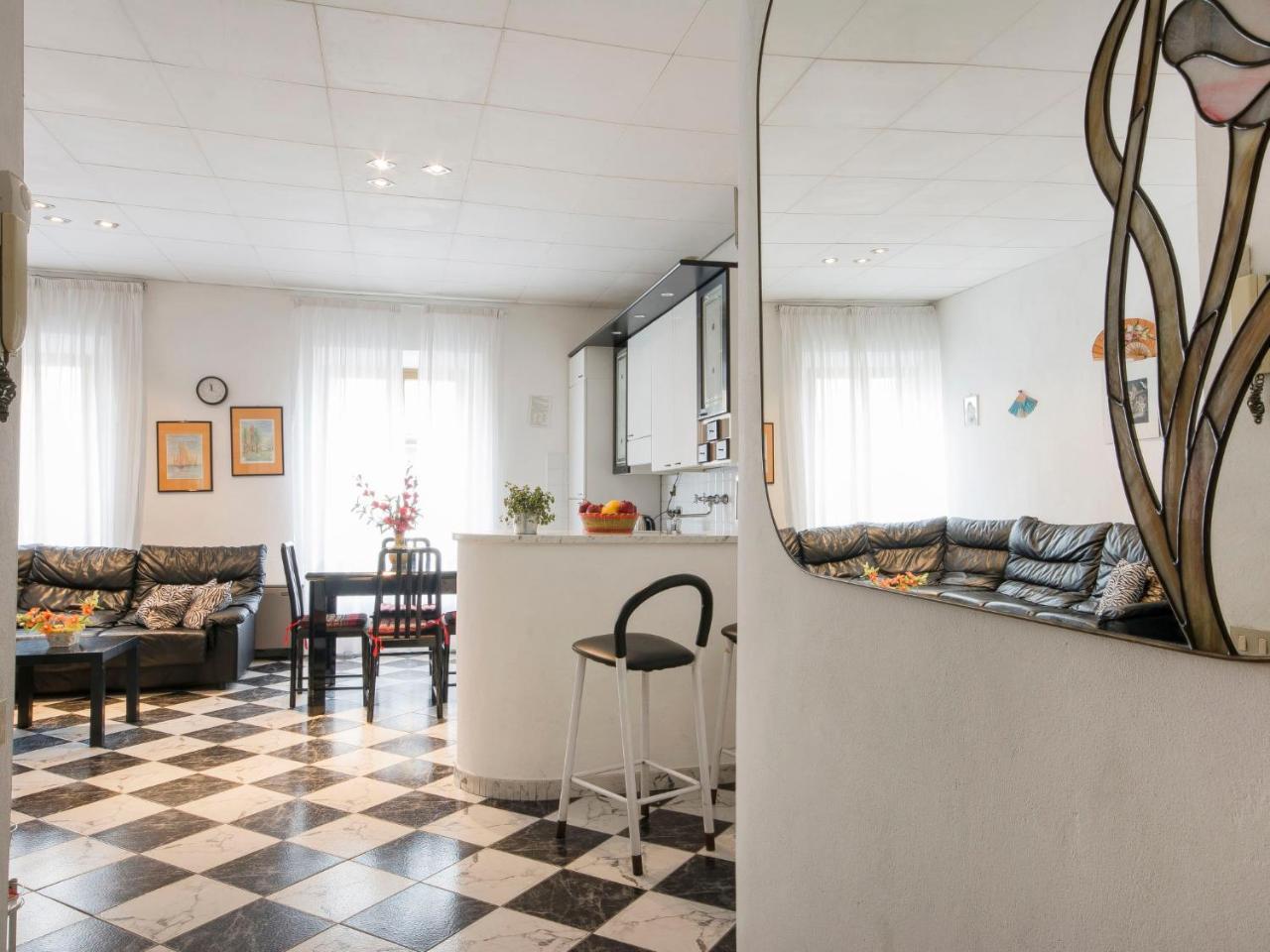 La Viareggina Hotel Viareggio Bagian luar foto